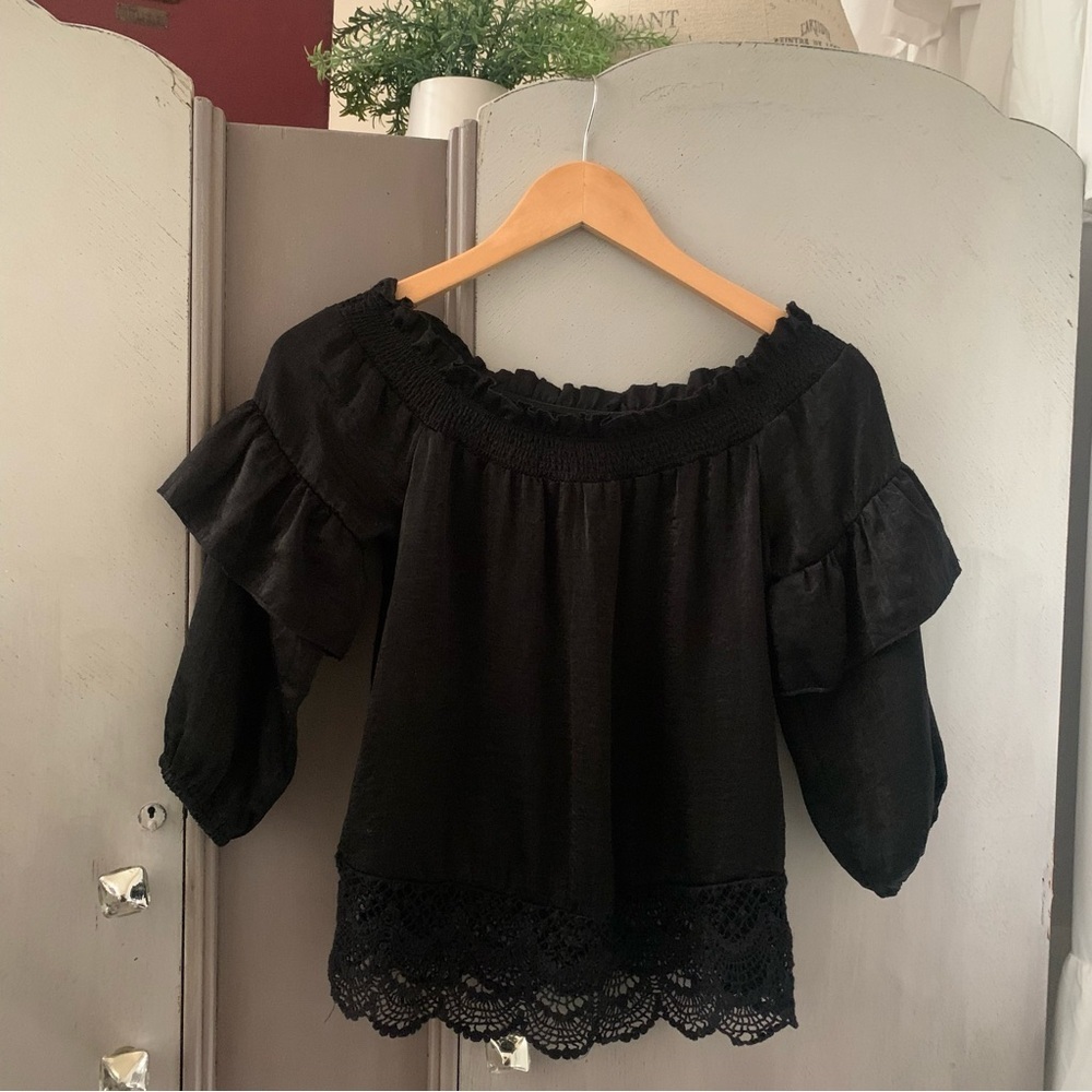 Love J Black Off-Shoulder Top